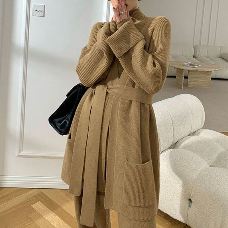 Winter 2023 Neues Design High Neck Pullover Strick -Strickjacke Langarm Weitbeinhose 3 Sets Frauenpullover